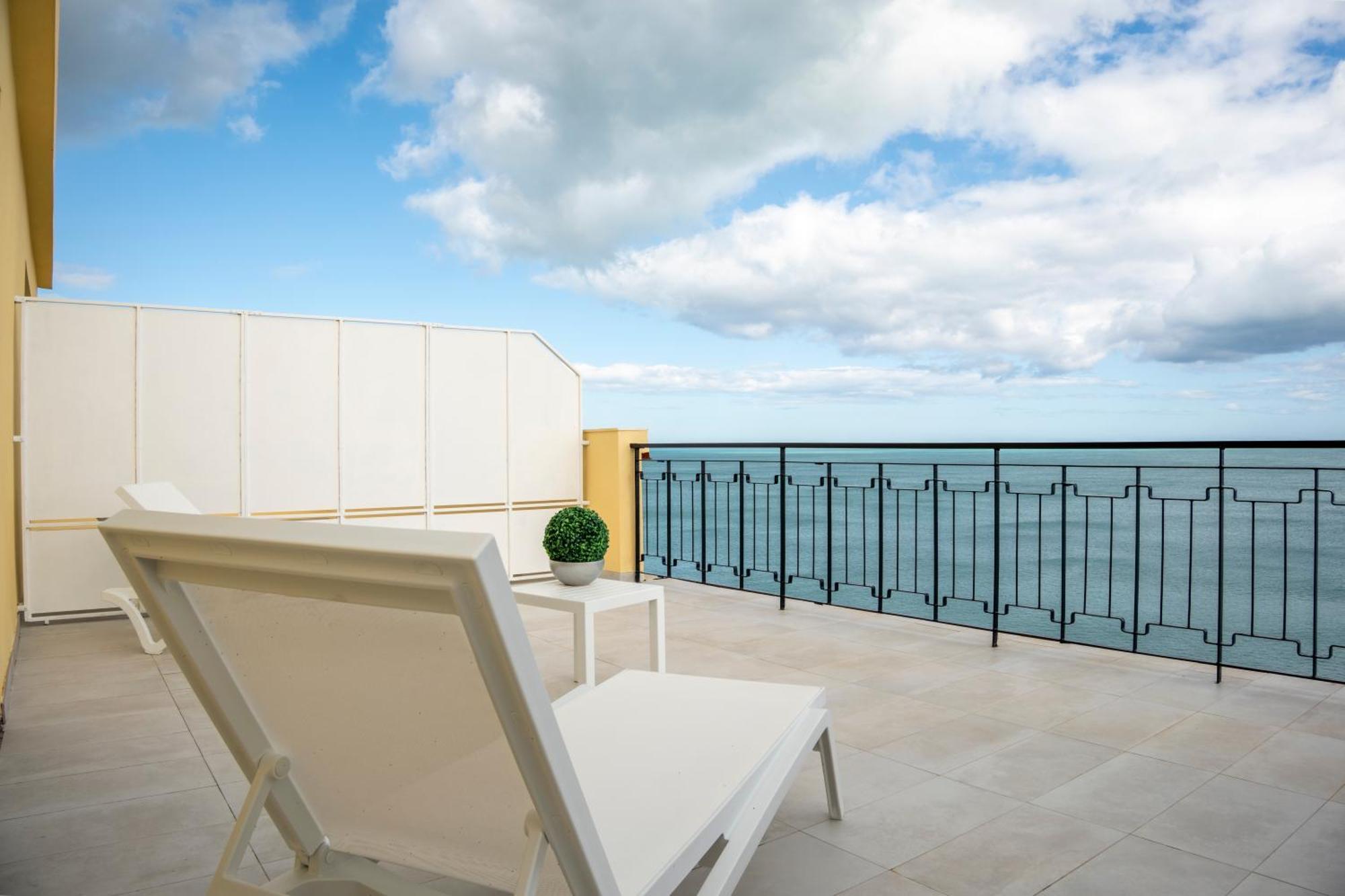 카탄차로 Blu Marine B&B 외부 사진